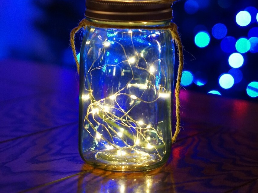 Plakát Vánoční dílnička v Ruprechticích: lampičky z přírodních materiálů