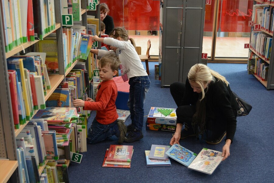 Plakát Den pro dětskou knihu