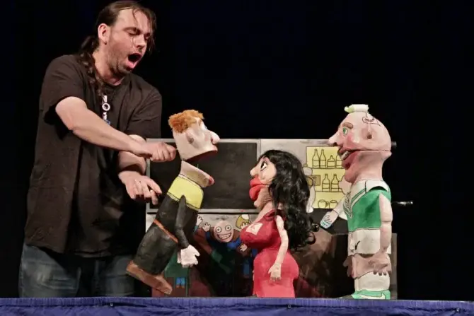 Plakát Divadlo Vozichet: V jednom lese, v jednom domku