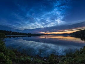 Noční svítící oblaka, foto Petr Horálek