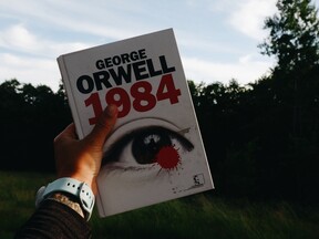 George Orwell. 1984