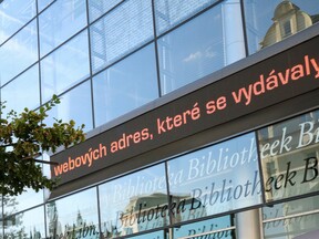 knihovna_19