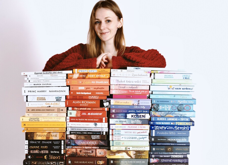 Plakát @radsi_knihu: beseda s českou bookstagramerkou